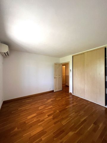 CHATEAURENARD - Villa de plain-pied sur 2 000 m² de terrain, - Photo 4