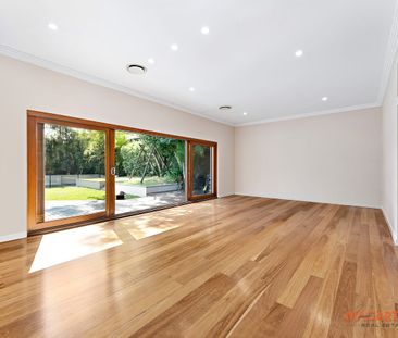 Substantial Family Oasis with North-Facing Pool in Prime Chatswood ... - Photo 1