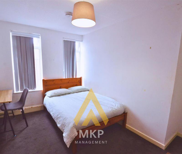 5 bedroom terraced house to rent - Photo 4