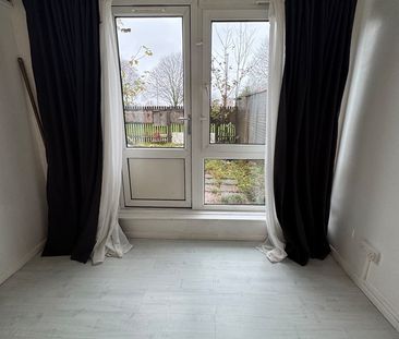 1 Bed Flat, Rodney Close, B16 - Photo 2