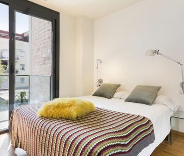 Carrer de Prats de Molló, Barcelona, Catalonia 08021 - Photo 2