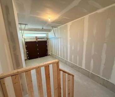 For Lease - 24 Oak Forest Common Crescent, Cambridge, Ontario - Photo 3