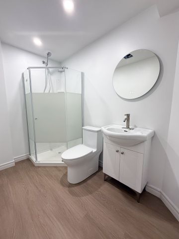 For Lease - 452 Alex Doner Drive, Newmarket, Ontario - Photo 3