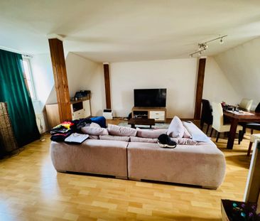 Sonnige 2 Zimmer Dachgeschosswohnung zum 01.11.2025 - Photo 4