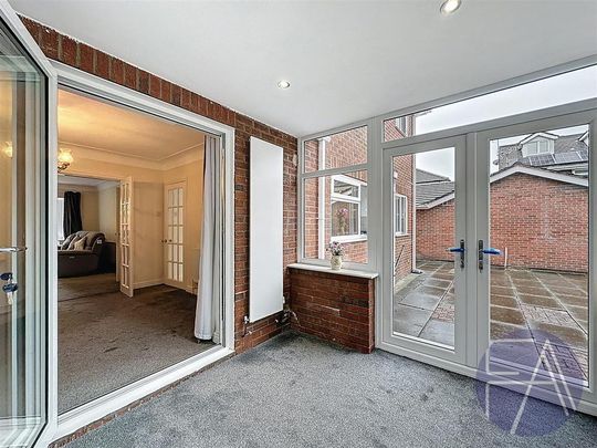 4 bedroom house to rent - Photo 1