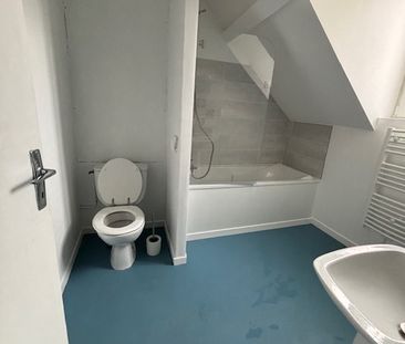 Location Appartement 2 pièces 46m² CHERBOURG-EN-COTENTIN 50100 - Photo 4