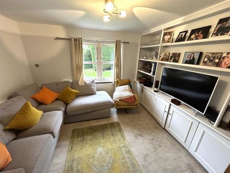 5 bedroom detached house to rent - Photo 5