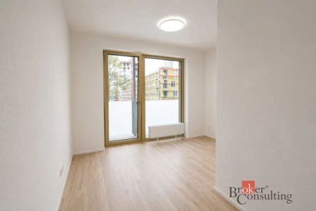 Pronájem bytu 1+kk 31 m - Fotografie 3