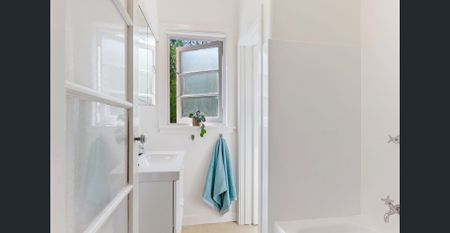 Charming large Art Deco Apartment - Photo 4