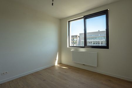 Prachtig 2 slpk appartement met ruim terras en berging. - Foto 3