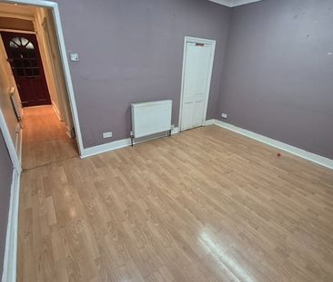2 Bed Terraced House, Willet Palace, CR7 - Photo 1