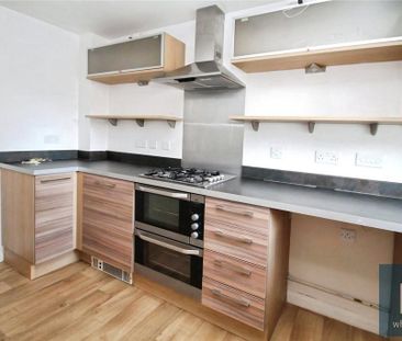 3 bedroom terraced house to rent - Photo 1