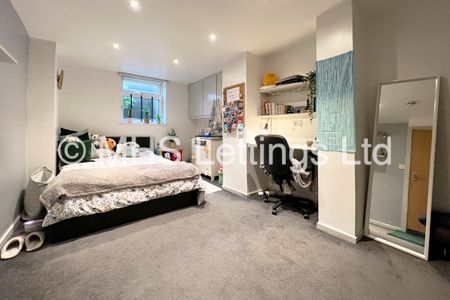 6 Bedroom Semi-Detached House for rent in Hartley Avenue - Photo 4