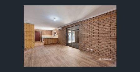 Family Home - Photo 2