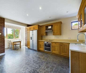 School Lane, Dinton - Photo 6