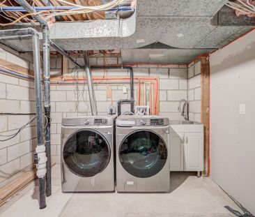 For Lease - 2417 Mississauga Road Unit# Basement, Mississauga, Ontario - Photo 4