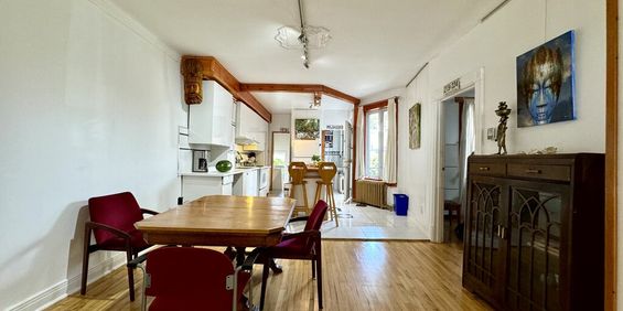 Villeray - Superbe 4 1/2 Meubé + Cour - Photo 3