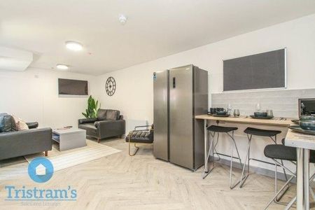 1 bedroom in a house share to rent - Photo 3