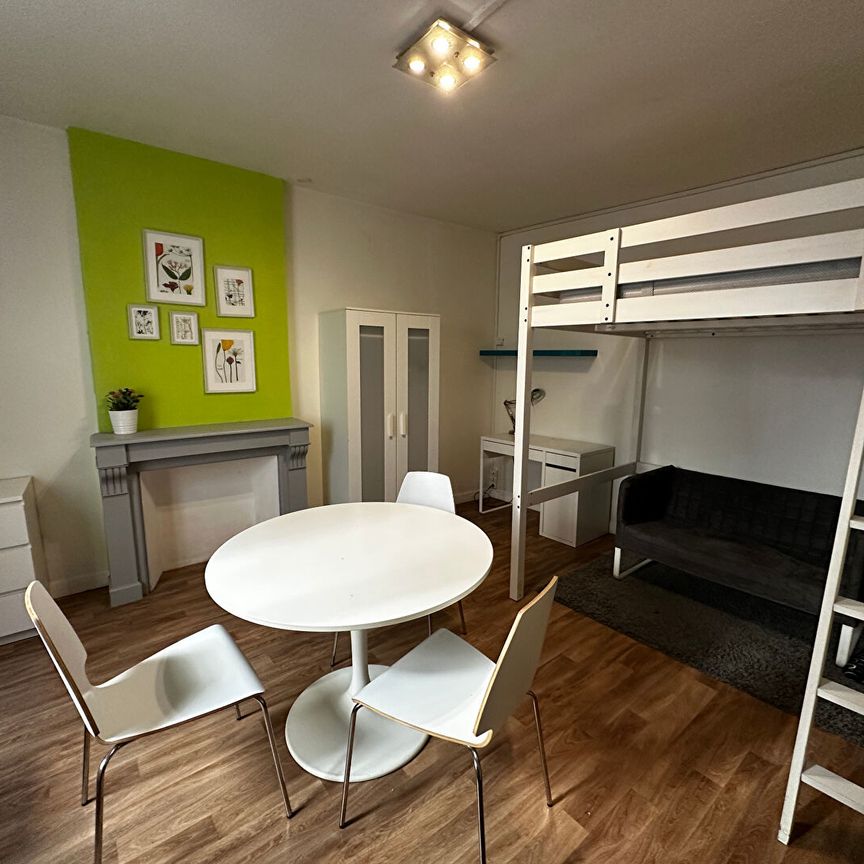 Location Appartement 1 pièce 21m² - Photo 1