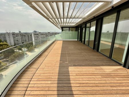 Rare opportunity! A luxurious apartment with a dream view over Vienna. - Photo 3