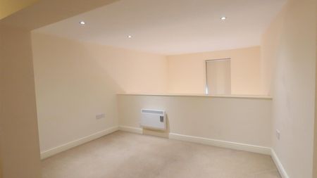 Hightown Apartments, Crewe - Photo 4