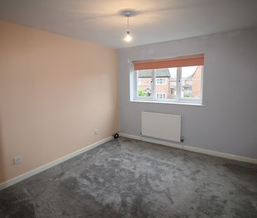 Two Bed Property to Rent - Photo 3