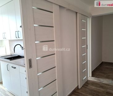 Pronájem bytu 2+1 55 m², Teplice - Фото 3