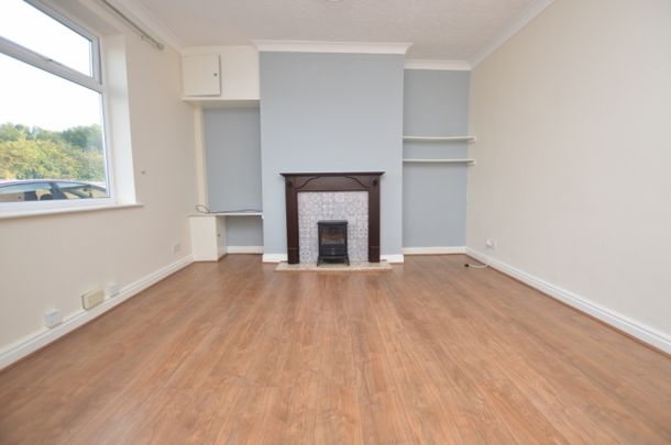 2 Bedroom Terraced House - Photo 1