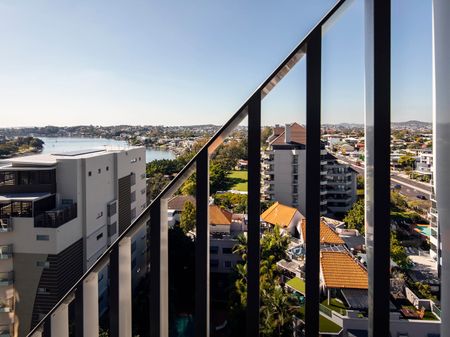 Valencia Residences - FULLY FURNISHED - Photo 3