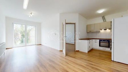 Dlouhodobý pronájem bytu 2+kk s balkonem, U Štěpánků, Hořovice - Фото 3