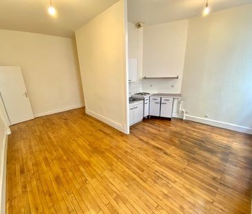 Location Appartement 2 pièces 60m² LYON 6ème - Photo 5