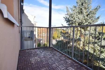 TOP! • Kaßberg • Balkon • 3 Zimmer • Laminat • innenliegendes Bad mit Wanne • Hausgarten • Mieten!? - Photo 2