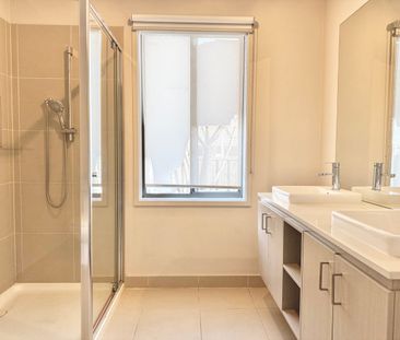 Modern Family Home in Manor Lakes! - Photo 4