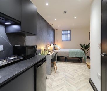 Studio to rent - Photo 5