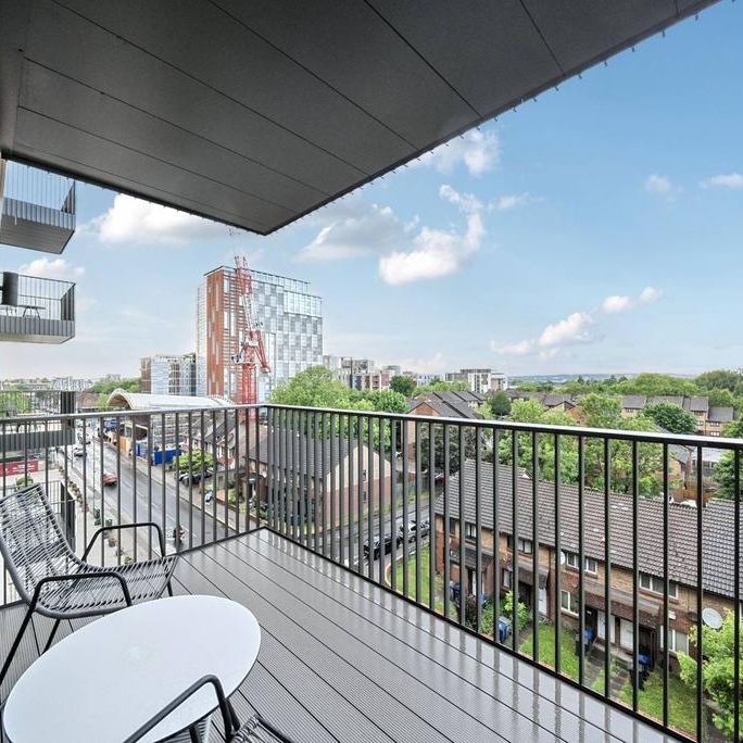 2 bedroom flat to rent - Photo 1