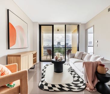 Stunning City Views I Bonus Study / Guest Room - Photo 1