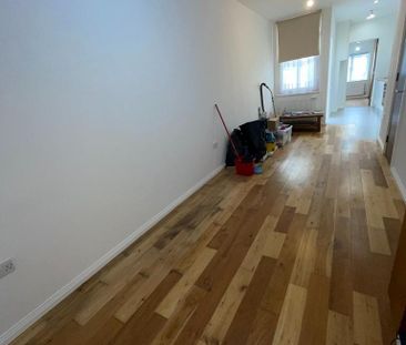 4 bedroom terraced house to rent - Photo 1