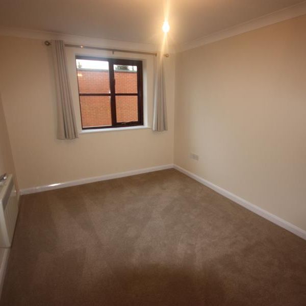 Leas Road, Guildford - 1 bedroomProperty for lettings - Seymours - Photo 1