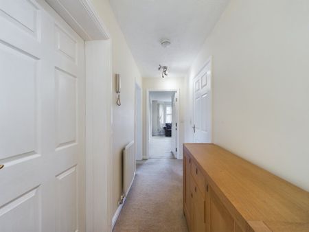 2 bedroom Flat to rent - Photo 3