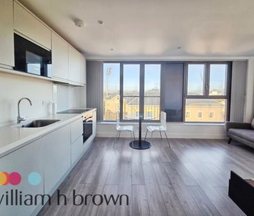 New London Road, Chelmsford - Photo 1