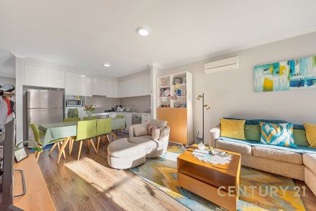 Executive Modern Apartment | Secured Building | Great Location - Photo 3