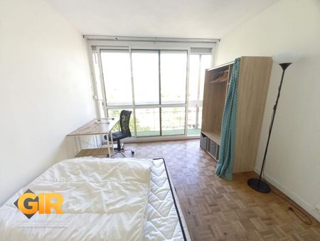 Location Appartement 1 pièce 76m² RENNES 35000 - Photo 2
