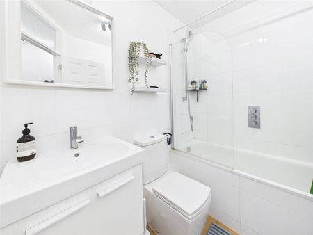 Udney Park Road, Teddington, TW11 - Photo 4