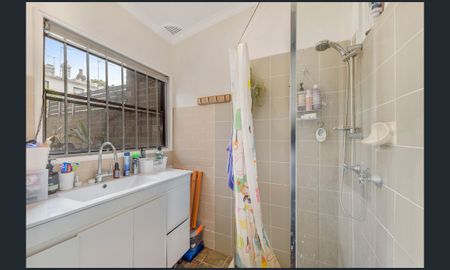 21 Chapman Street, Surry Hills NSW 2010 - House For Rent | Domain - Photo 5