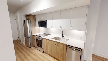 360 Laurier West - Photo 2