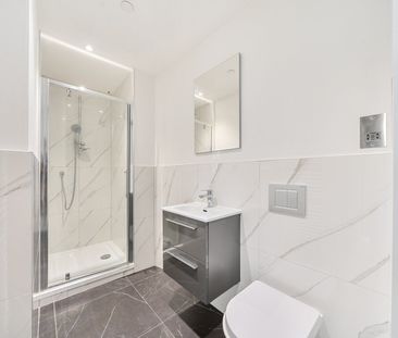 Deptford Broadway, London, SE8 - Photo 6