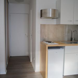 Location Appartement 1 pièce 18m² GRENOBLE 38000 - Photo 2