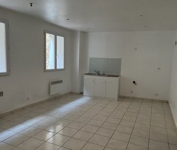 Location Appartement 1 pièce 37m² LE VAL 83143 - Photo 6