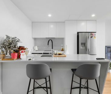 City Living - Photo 5