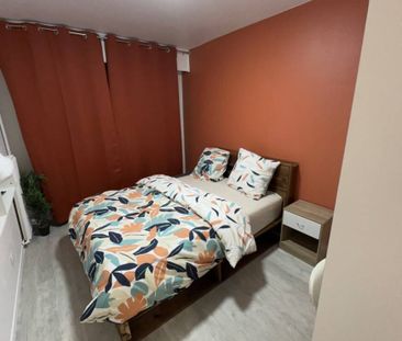 Chambre entièrement équipée - Photo 2
